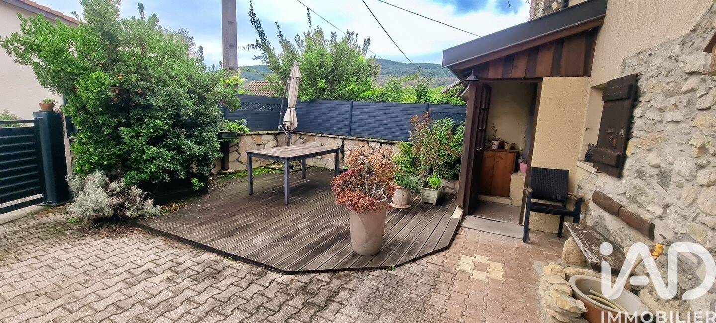Maison 4 pièces 137 m² · à Grésy-sur-Aix · 136,7 m² · 320 000 €