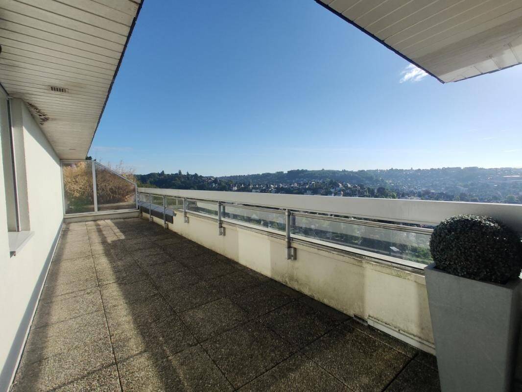 Appartement 3 pièces 85 m² · à Mont-Saint-Aignan · 85 m² · 1 015 €