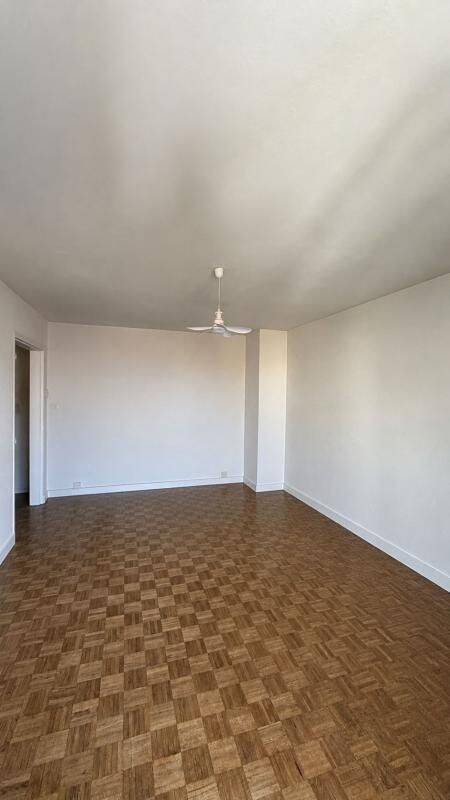 Appartement 3 pièces 84 m² · à La Rochelle · 84,1 m² · 895 €