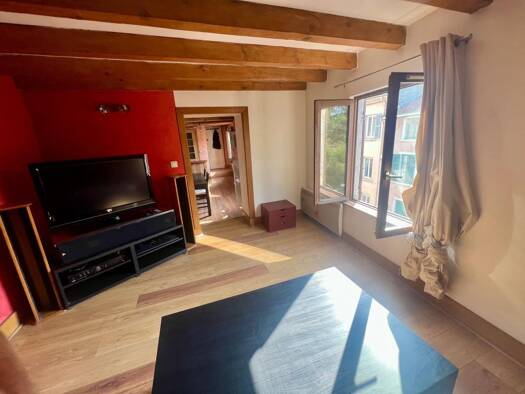 Duplex à vendre 129 000 € 3 pièces 2 chambres 73,4 m² 2 étages Sud L'Arbresle 69210