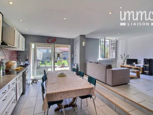 Maison à vendre 159 000 € 6 pièces 4 chambres 143 m² 963 m² de terrain Revigny-sur-Ornain 55800