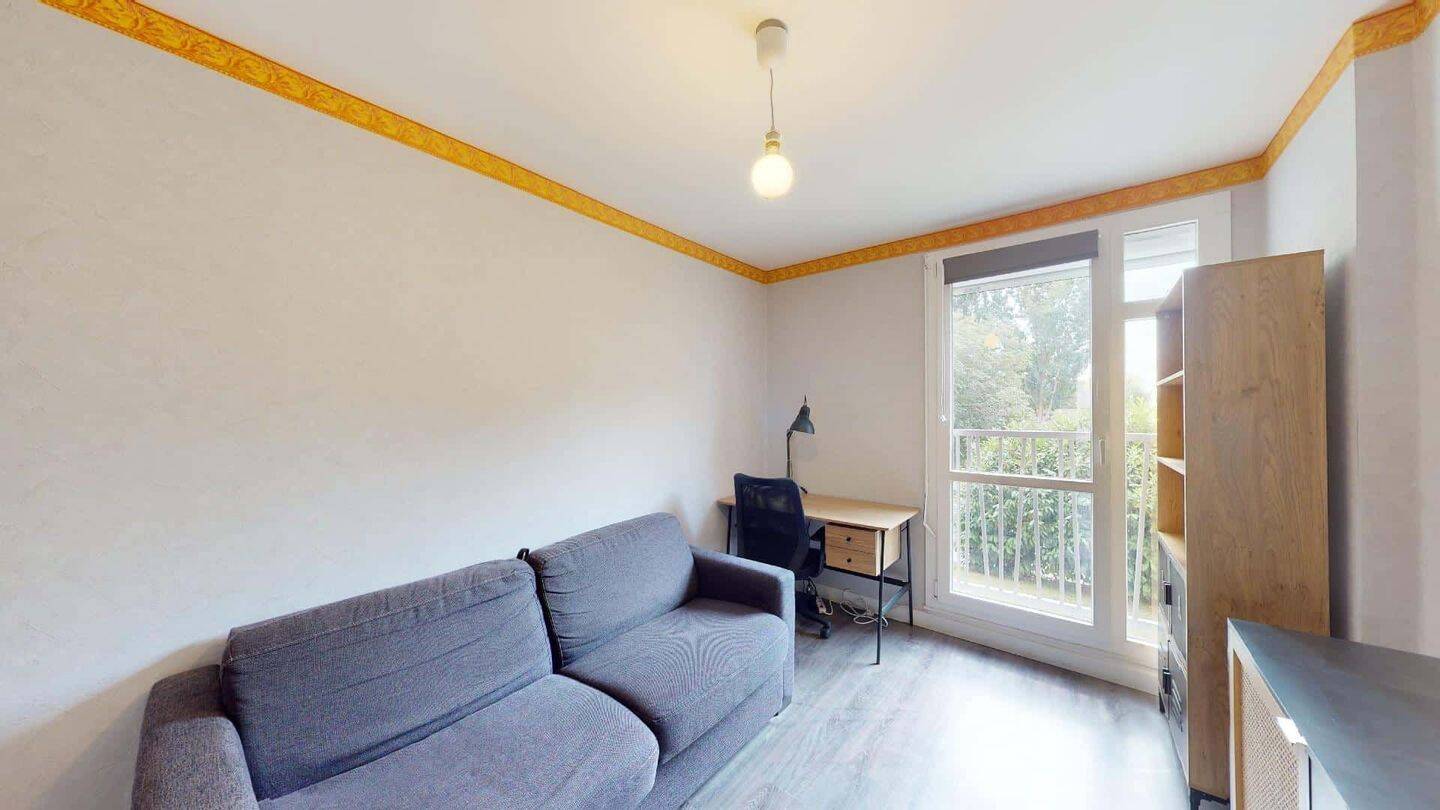 Appartement 1 pièce 15 m² · à Reims · 15 m² · 359 €