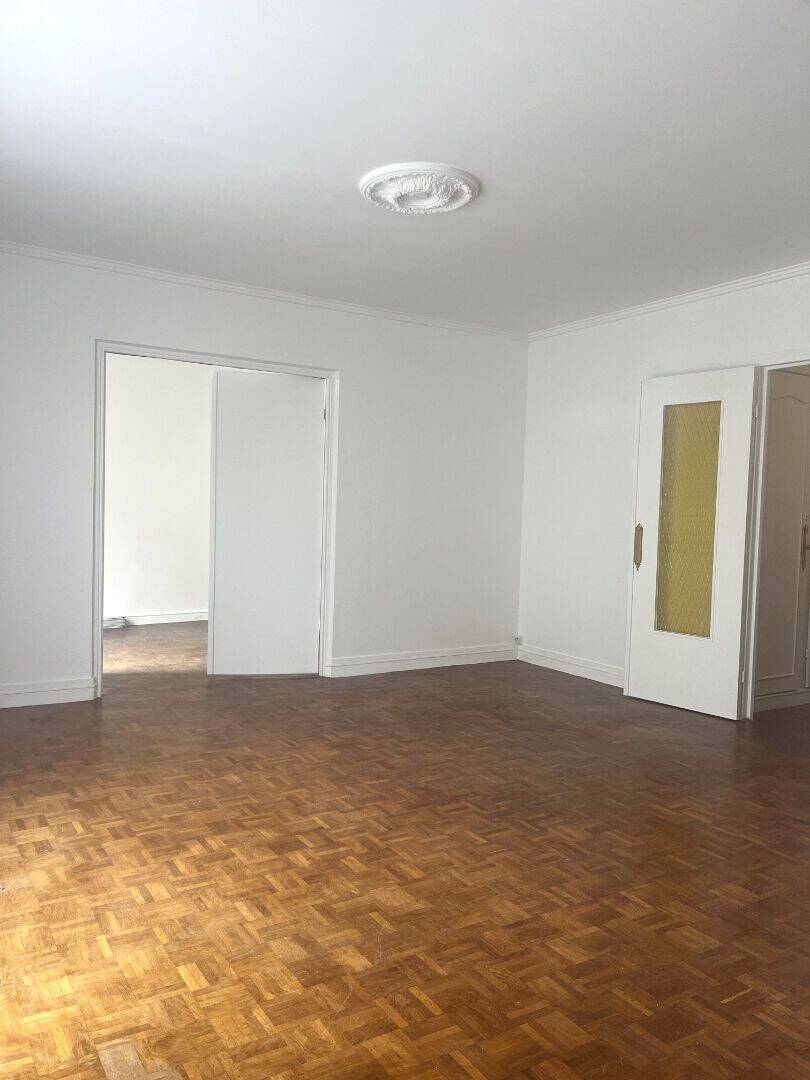 Appartement 4 pièces 83 m² · à Villeneuve-la-Garenne · 83 m² · 213 000 €