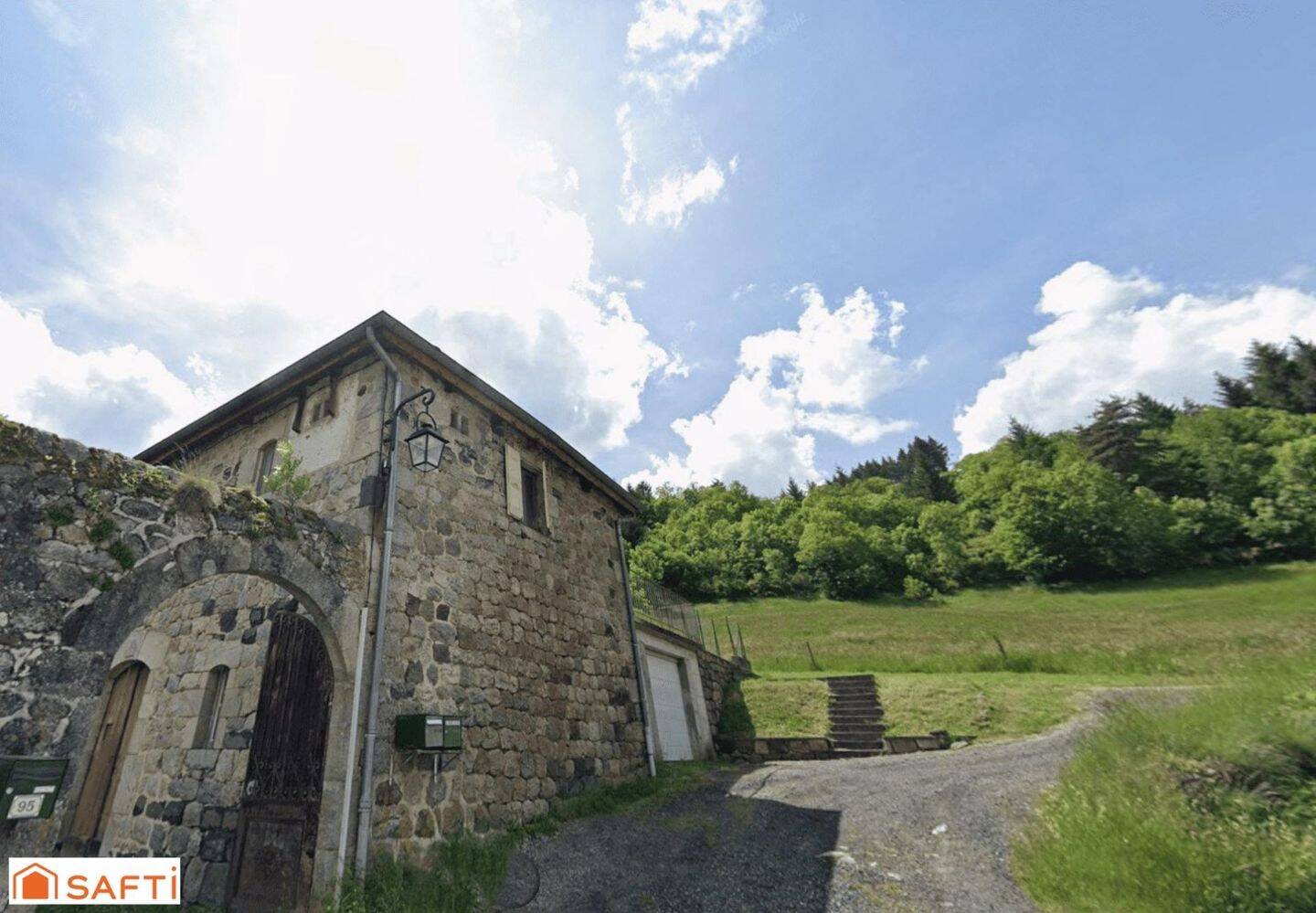 Maison 4 pièces 90 m² · à Chanéac · 90 m² · 195 000 €