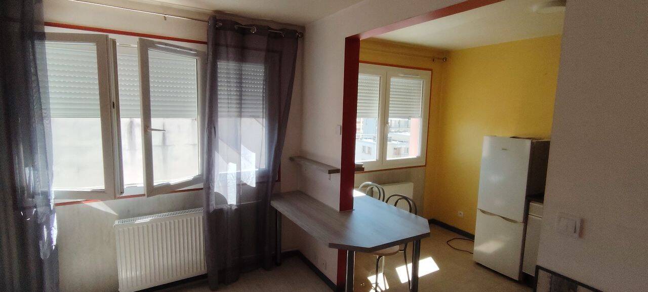 Appartement 1 pièce 30 m² · à Clermont-Ferrand · 30 m² · 500 €