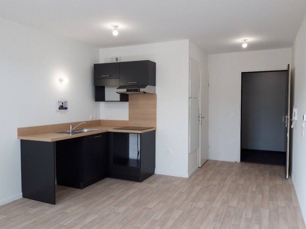 Appartement 2 pièces 41 m² · à Corbeil-Essonnes · 41 m² · 774 €/mois