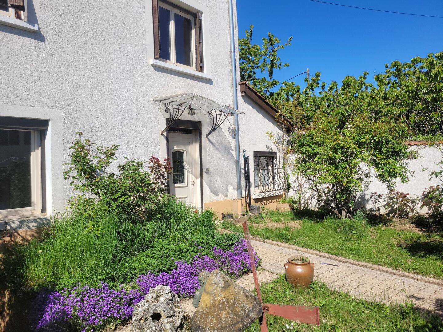 Maison 10 pièces 220 m² · à Chabanière · 220 m² · 280 000 €