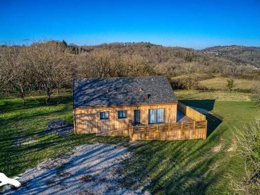 Maison à vendre 293 216 € 4 pièces 3 chambres 107 m² 5 418 m² de terrain Beauregard-de-Terrasson 24120