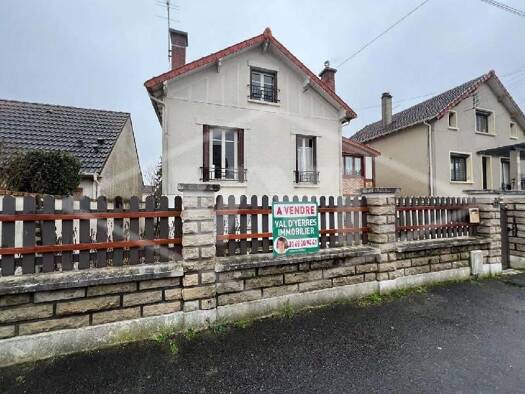 Maison à vendre 280 000 € 5 pièces 2 chambres 124 m² 479 m² de terrain Quincy-sous-Sénart 91480