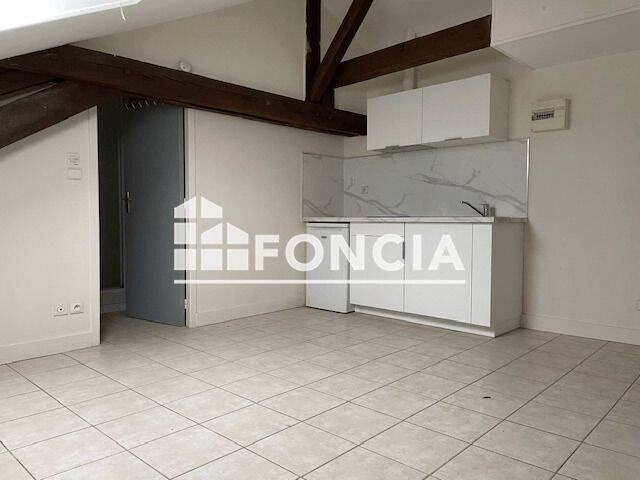 Appartement 1 pièce 15 m² · à Périgueux · 14,6 m² · 260 €/mois