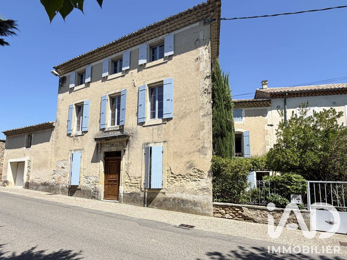 Maison 8 pièces 238 m² · à Bouchet · 238 m² · 549 000 €