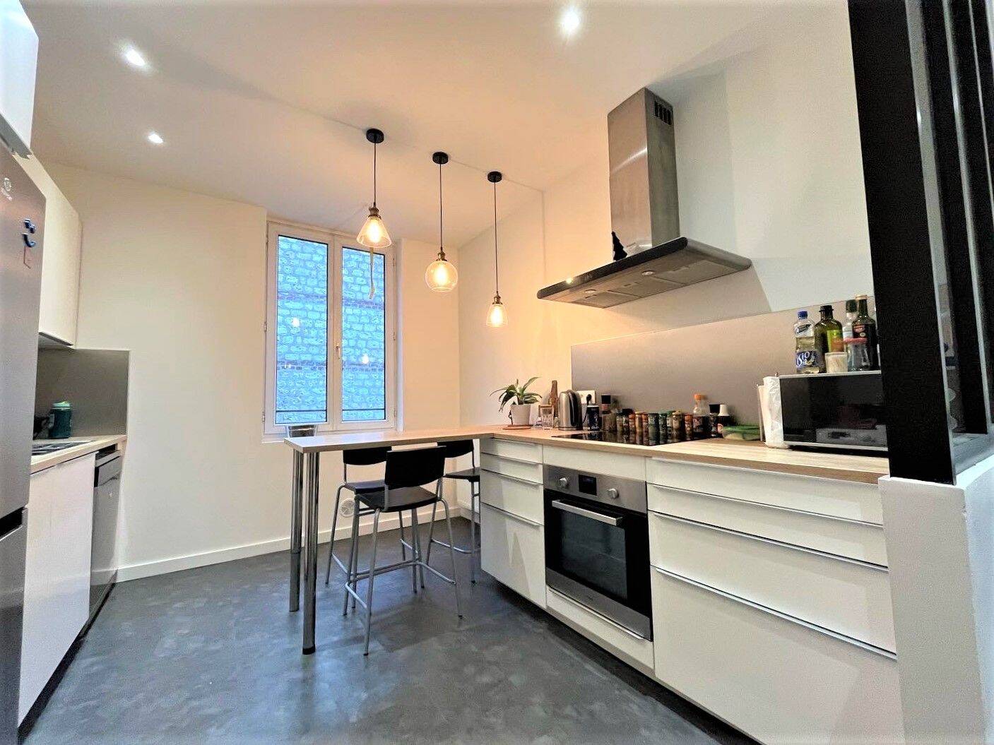 1 pièce 64 m² · à Rouen · 64 m² · 380 €
