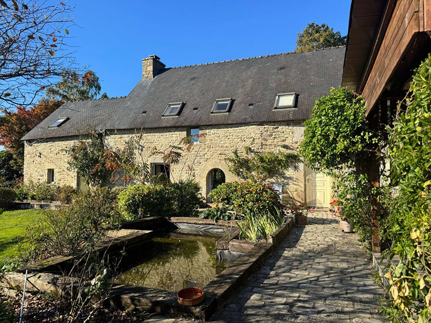Maison 5 pièces 194 m² · à Landévant · 194 m² · 424 080 €