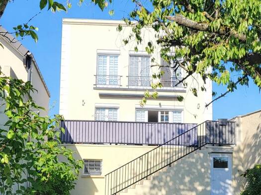 Maison à vendre 456 000 € 6 pièces 5 chambres 157 m² 312 m² de terrain La Grille Doree Eaubonne 95600