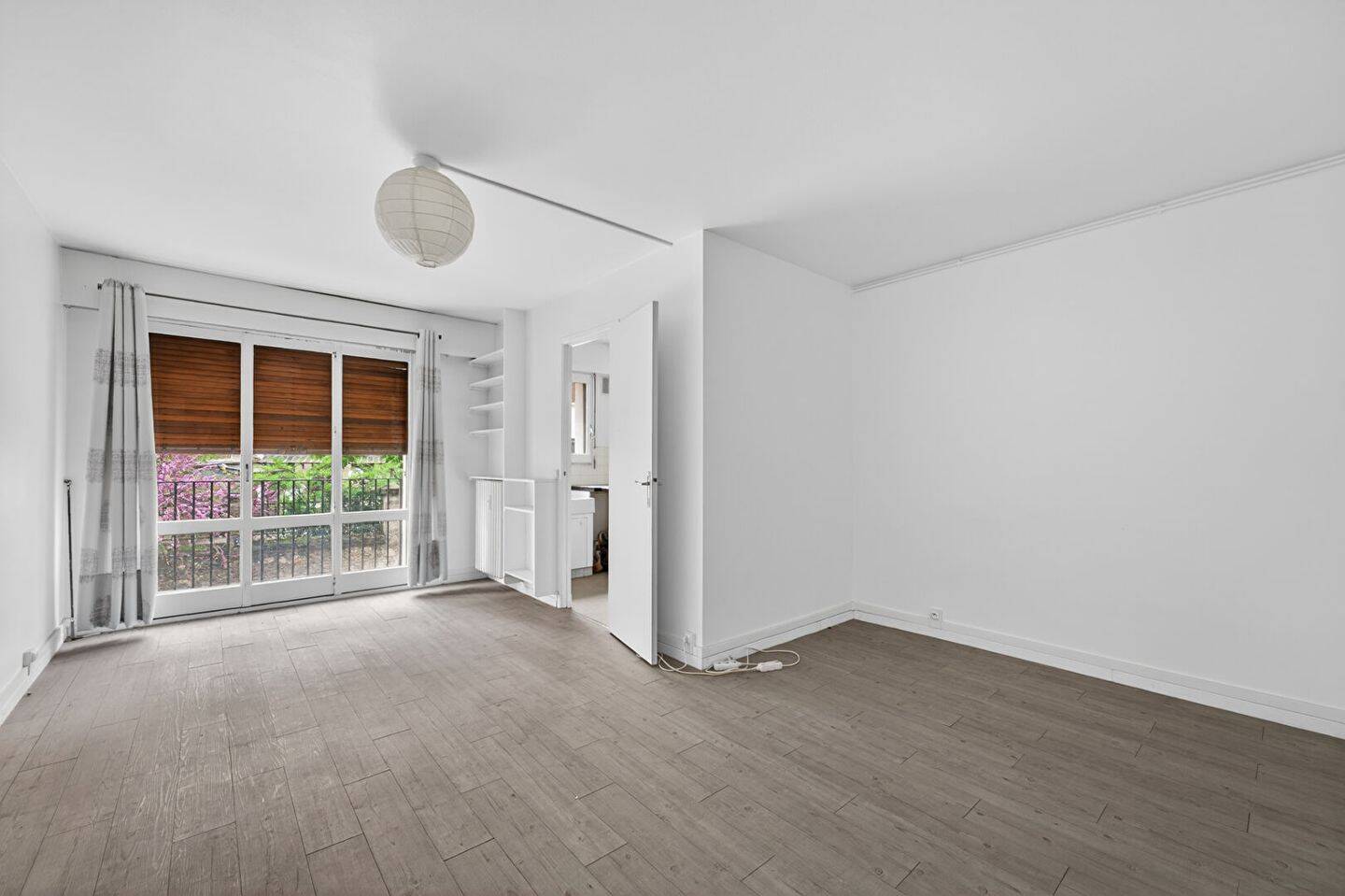 Appartement 1 pièce 31 m² · à Paris 15ème Arrondissement · 31 m² · 288 000 €