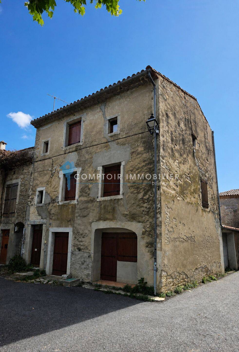 Maison 6 pièces 126 m² · à Pompignan · 126 m² · 850 €
