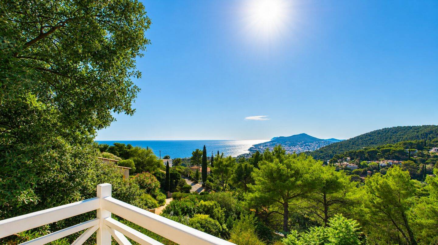 Maison 4 pièces 125 m² · à Carqueiranne · 125 m² · 888 000 €