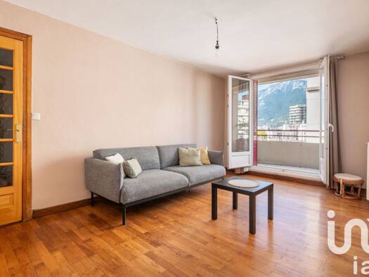 Appartement à vendre 185 000 € 4 pièces 3 chambres 85 m² Étage 7/9 Allies-Clos d'Or Grenoble 38100