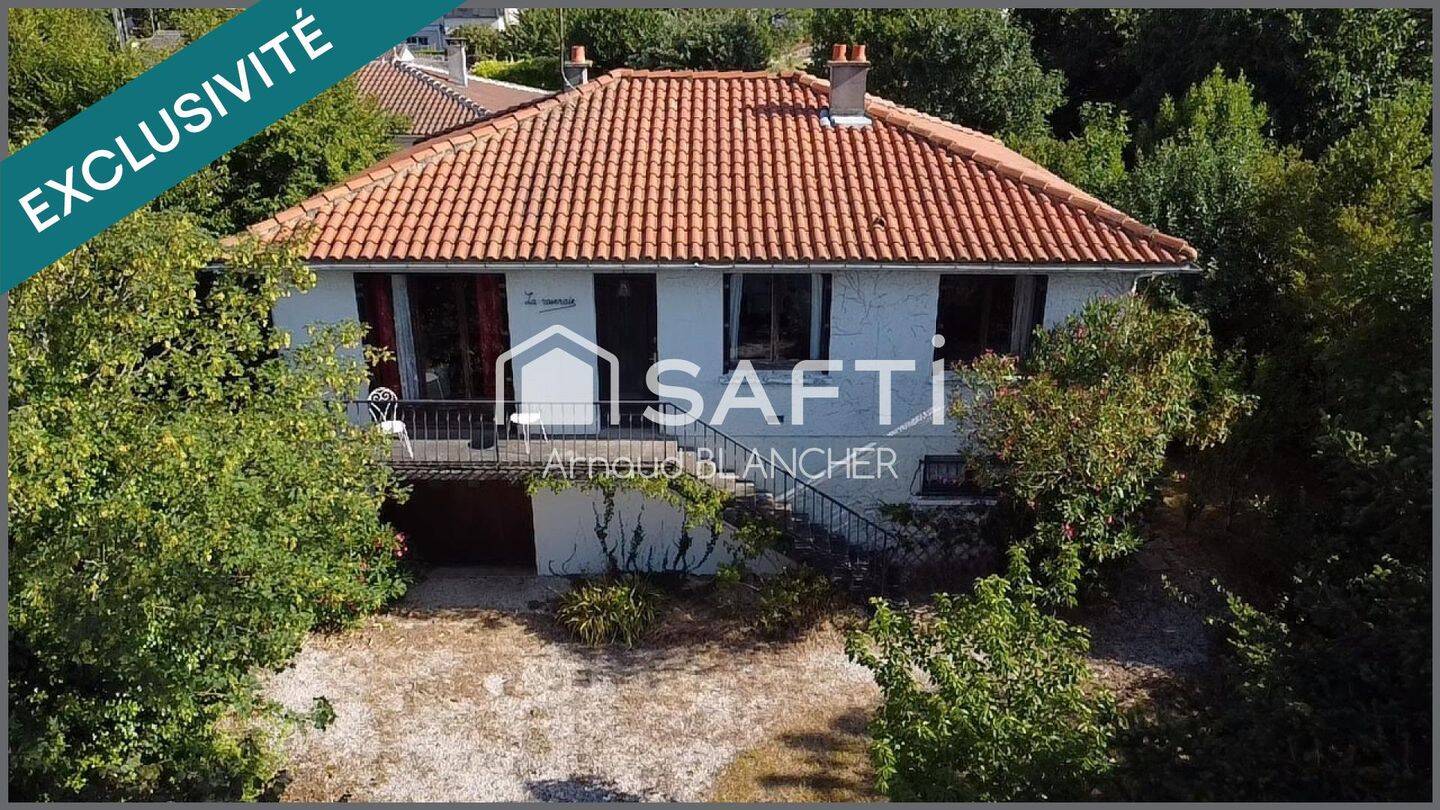 Maison 6 pièces 112 m² · à Nersac · 112 m² · 137 000 €