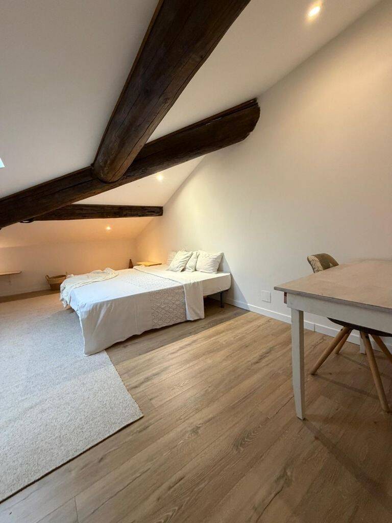 Appartement 2 pièces 55 m² · à Nîmes · 55 m² · 77 000 €