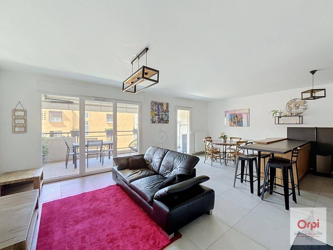 Appartement 3 pièces 94 m² · à Ajaccio · 93,5 m² · 1 280 €/mois