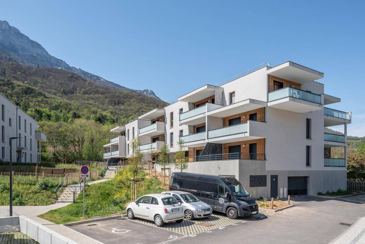 Appartement 3 pièces 68 m² · à Seyssins · 68 m² · 878 €/mois