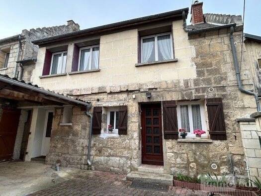 Maison à vendre 166 400 € 6 pièces 3 chambres 150,1 m² 2 805 m² de terrain Centre Soissons 02200