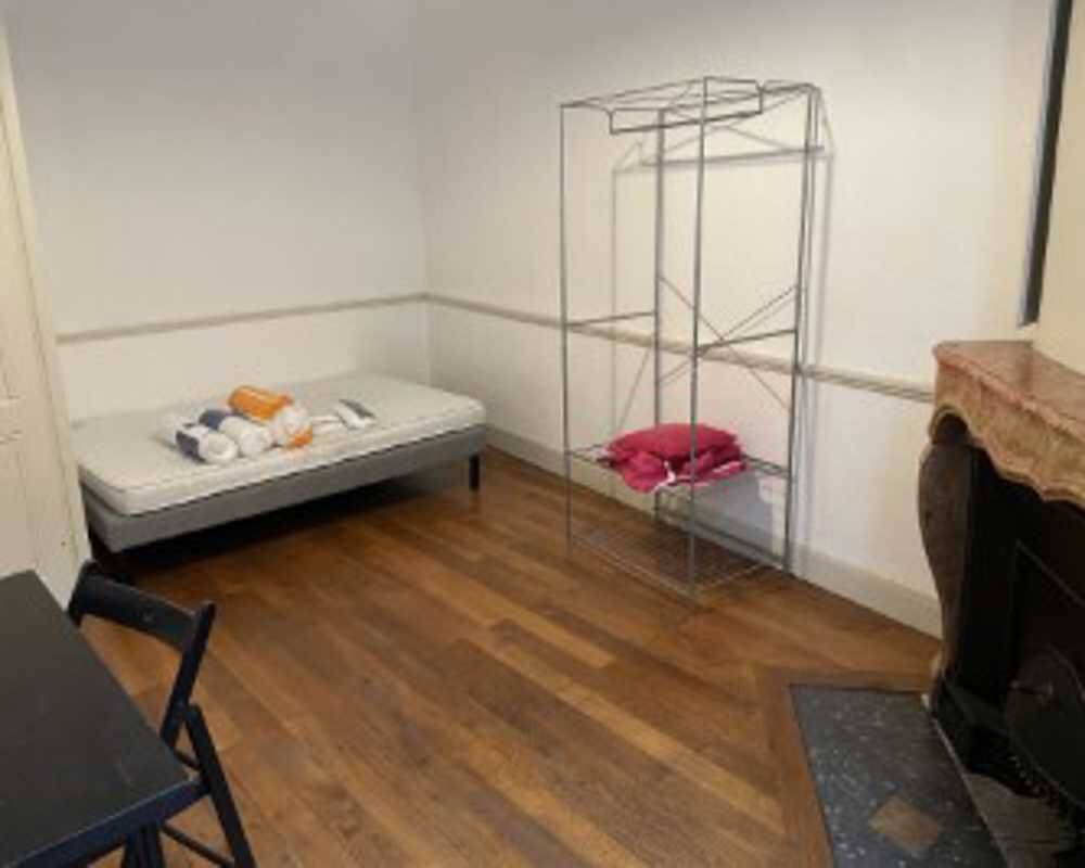 4 pièces 120 m² · à Lyon 5ème Arrondissement · 120 m² · 615 €