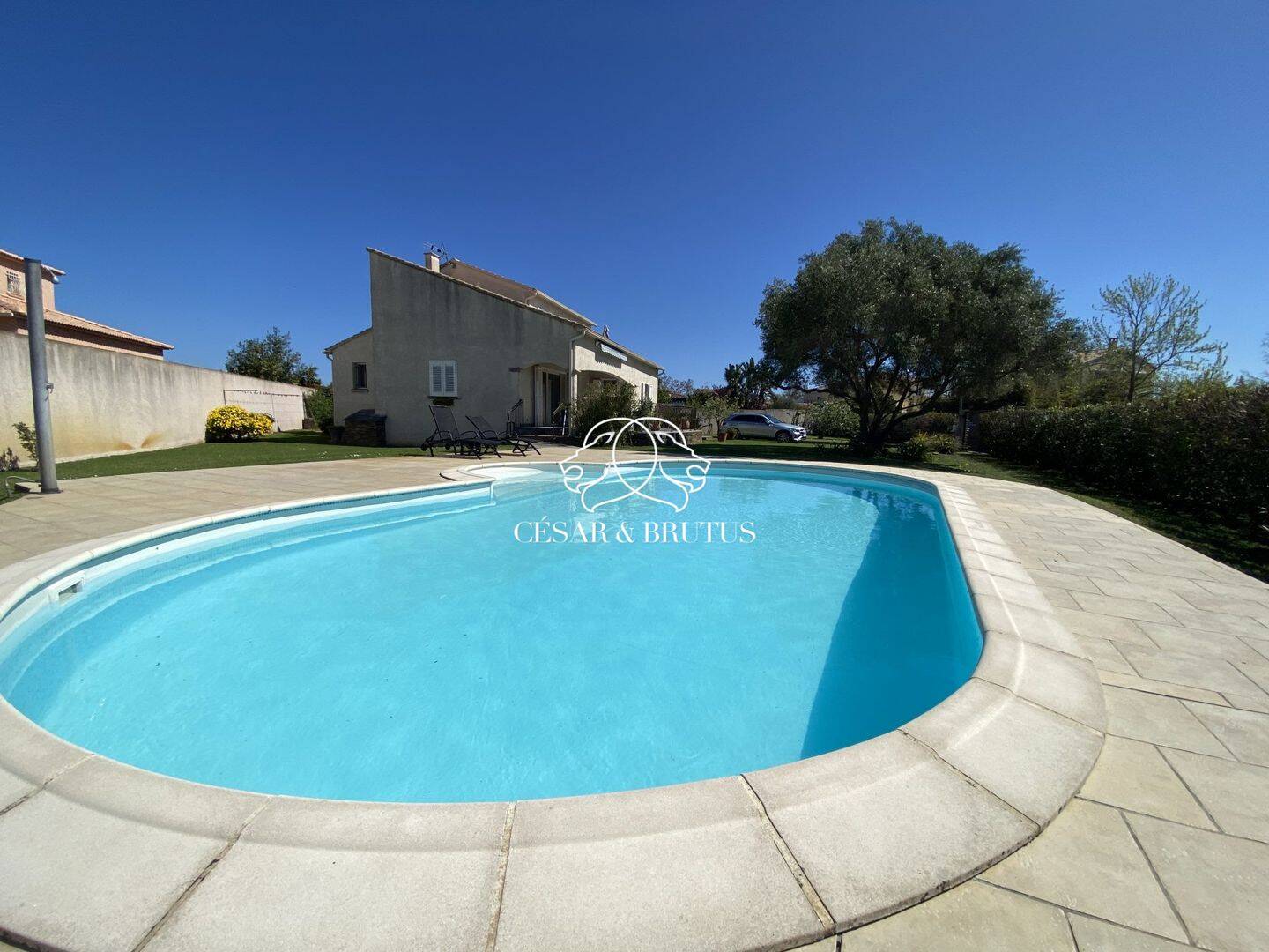 Maison 6 pièces 180 m² · à Lucciana · 180 m² · 690 000 €