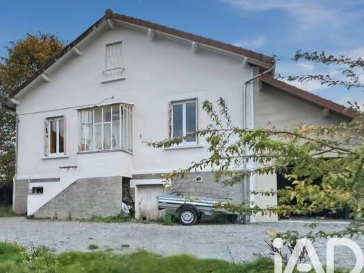 Maison à vendre 123 000 € 6 pièces 3 chambres 114 m² 892 m² de terrain Bessines-sur-Gartempe 87250