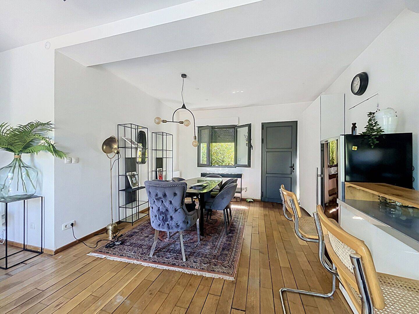 Maison 5 pièces 130 m² · à Chatou · 130 m² · 2 500 €/mois