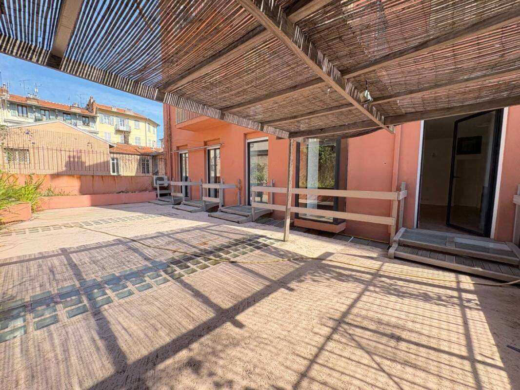 Appartement 3 pièces 61 m² · à Nice · 61 m² · 1 547 €