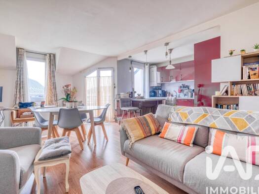 Appartement à vendre 207 000 € 4 pièces 3 chambres 76 m² 3 étages Ecancourt Jouy-le-Moutier 95280