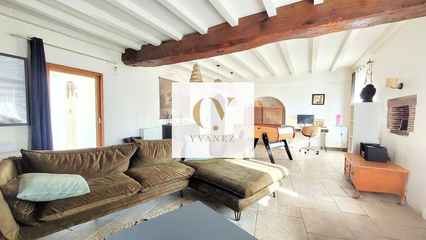 Maison 7 pièces 170 m² · à Châteaugiron · 170 m² · 383 850 €