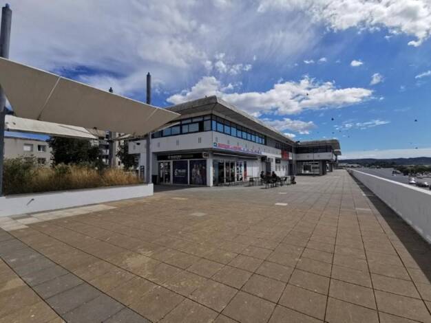 Espace bureau à louer 2 759 € 209 m² de bureaux Avenue de Marseille-Liourat Vitrolles 13127