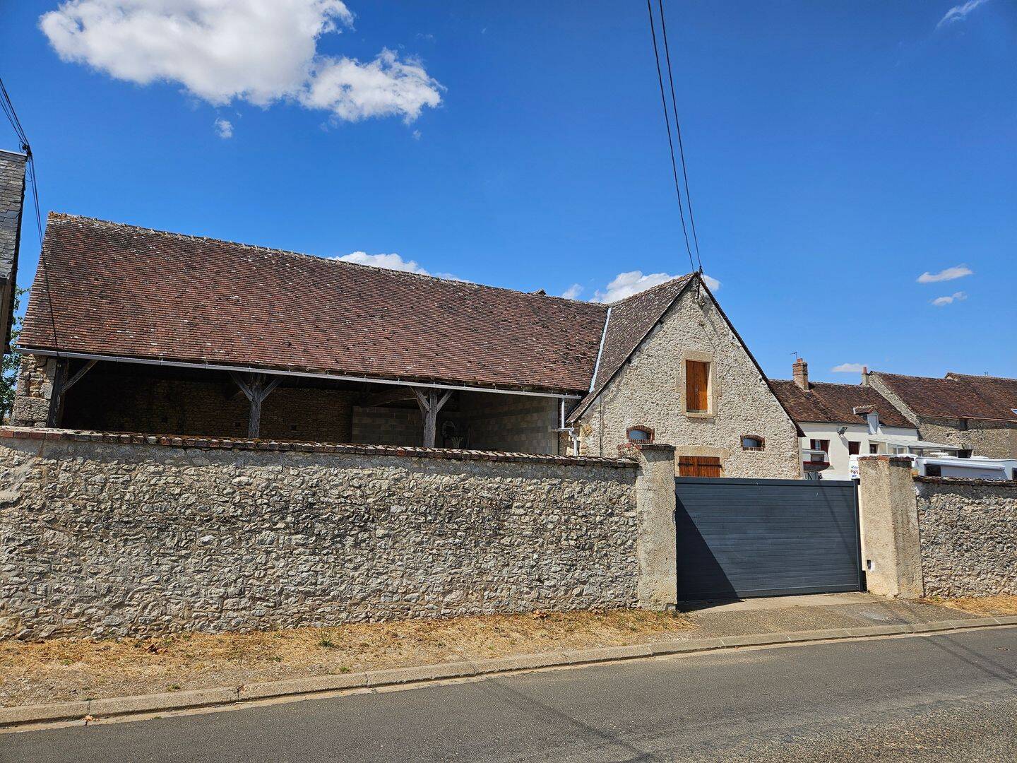 Maison 1 pièce 60 m² · à Cloyes-les-Trois-Rivières · 60 m² · 70 000 €