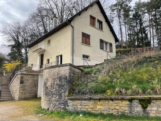 Maison à vendre 129 000 € 8 pièces 6 chambres 140 m² 2 855 m² de terrain Aignay-le-Duc 21510