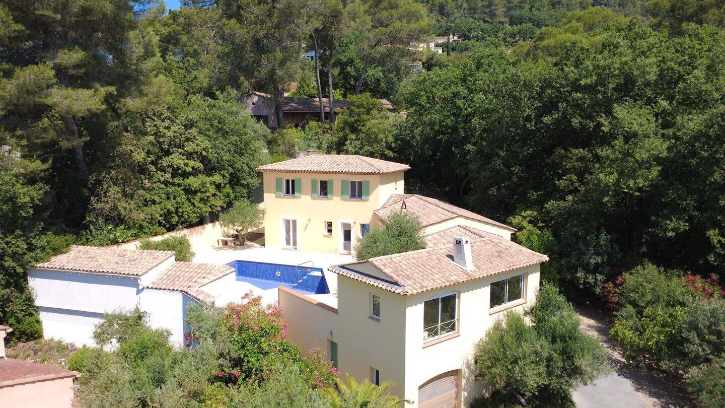 Maison 6 pièces 161 m² · à La Motte · 161 m² · 599 000 €