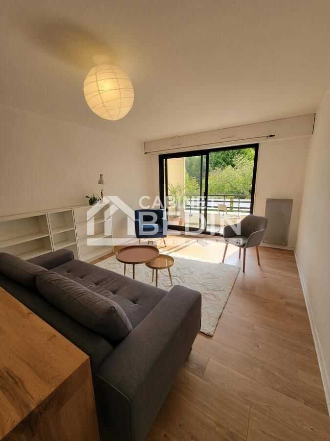 Appartement 2 pièces 47 m² · à Bordeaux · 46,9 m² · 892 €/mois