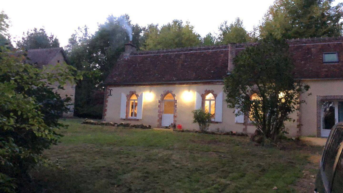 Maison 4 pièces 120 m² · à Lamnay · 120 m² · 900 €