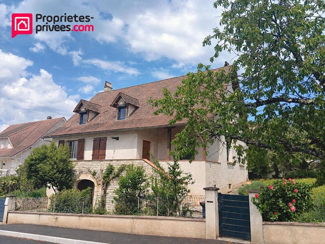 Maison 7 pièces 170 m² · à Cahors · 170 m² · 220 000 €