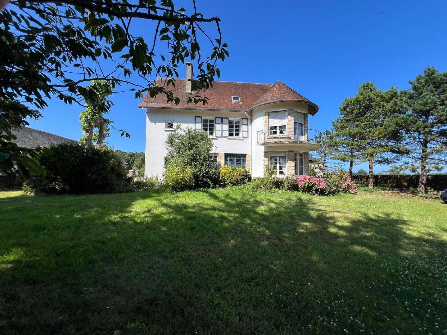 Maison 12 pièces 270 m² · à Vierville-sur-Mer · 270 m² · 450 000 €