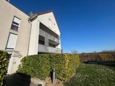 Appartement à louer 890 € 3 pièces 2 chambres 65 m² Étage 2/3 Marlenheim 67520