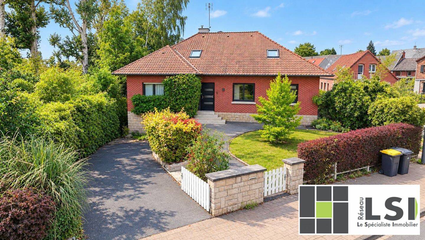 Maison 10 pièces 159 m² · à Feignies · 158,9 m² · 280 000 €