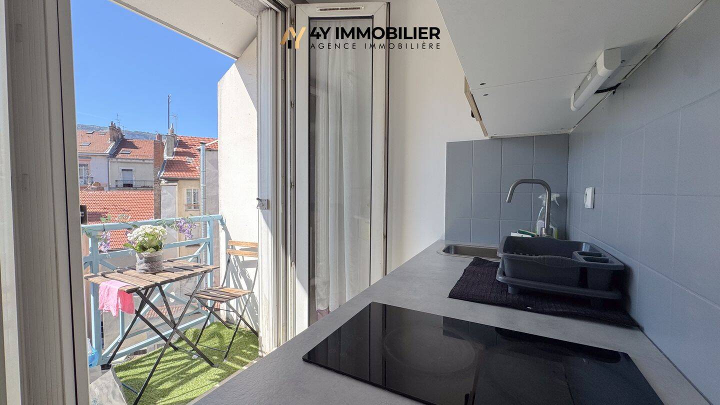 Appartement 1 pièce 24 m² · à Grenoble · 23,6 m² · 485 €/mois