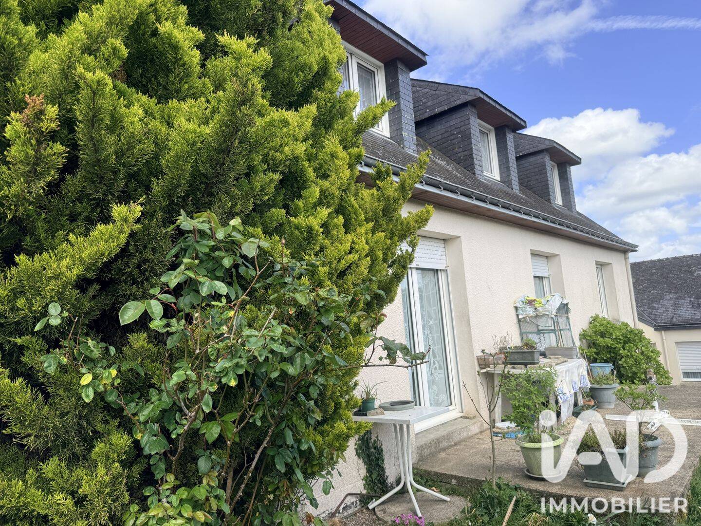 Maison 5 pièces 134 m² · à Guern · 134 m² · 140 000 €