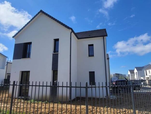 Terrain constructible viabilisé à vendre 280 000 € 784 m² de terrain Attainville 95570