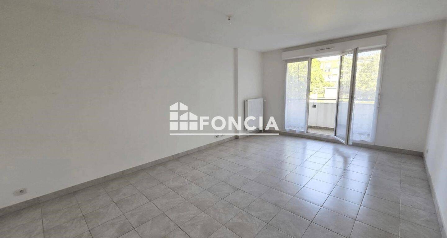 Appartement 3 pièces 62 m² · à Trappes · 62 m² · 159 000 €