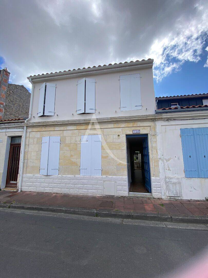 Maison 5 pièces 139 m² · à Rochefort · 139 m² · 262 500 €