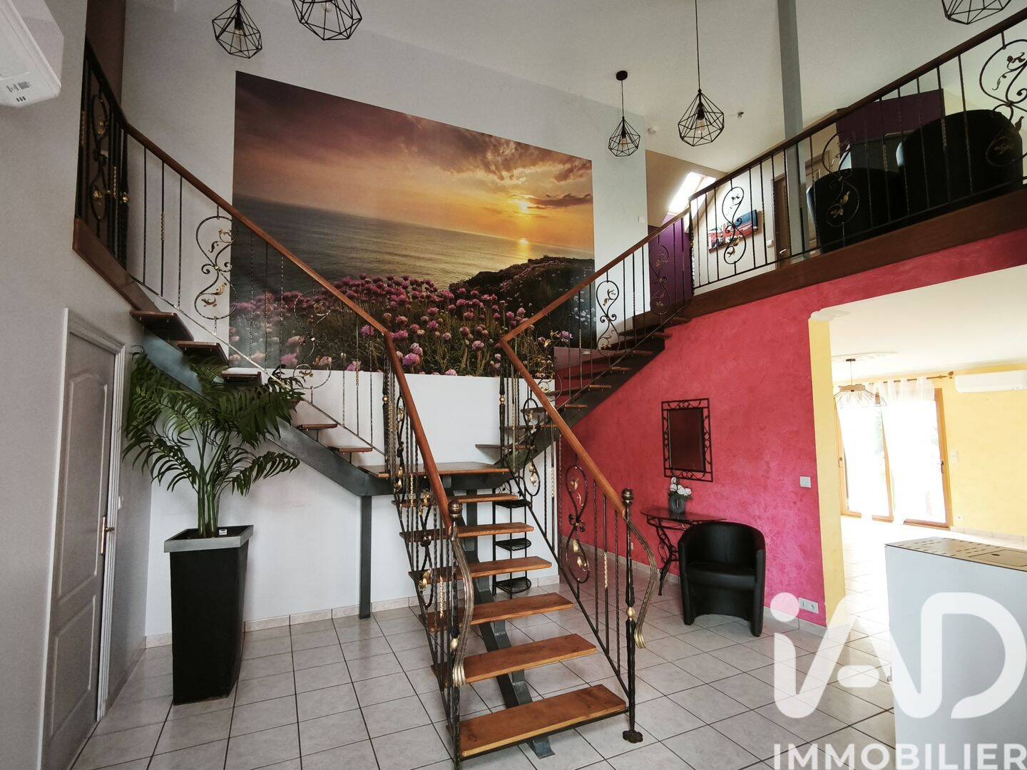 Maison 8 pièces 195 m² · à La Haie-Traversaine · 195 m² · 290 000 €